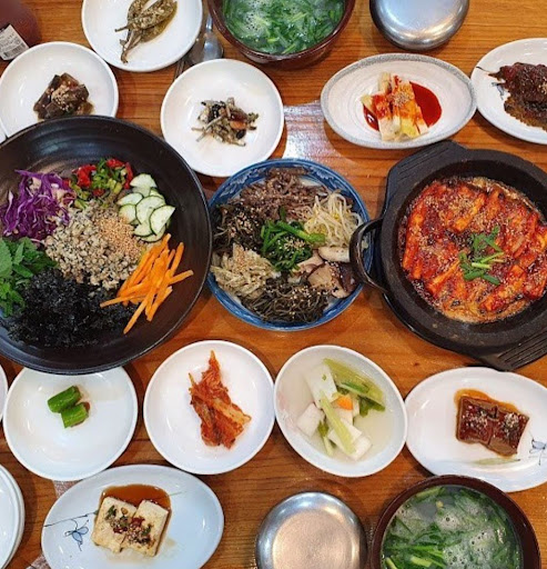 쉬어가기좋은날식당의 인기메뉴, 하동재첩파전 맛보기